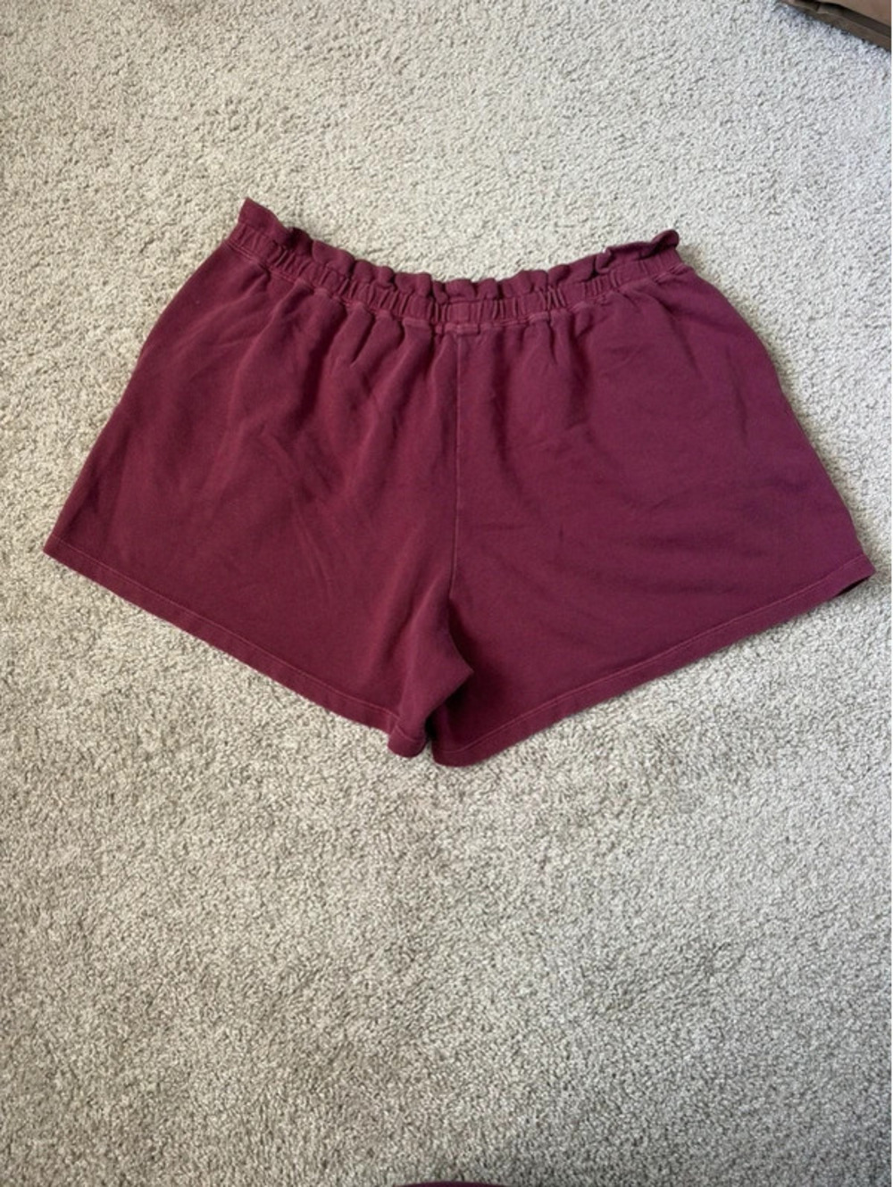 DIP Shorts - Picture 2 of 3